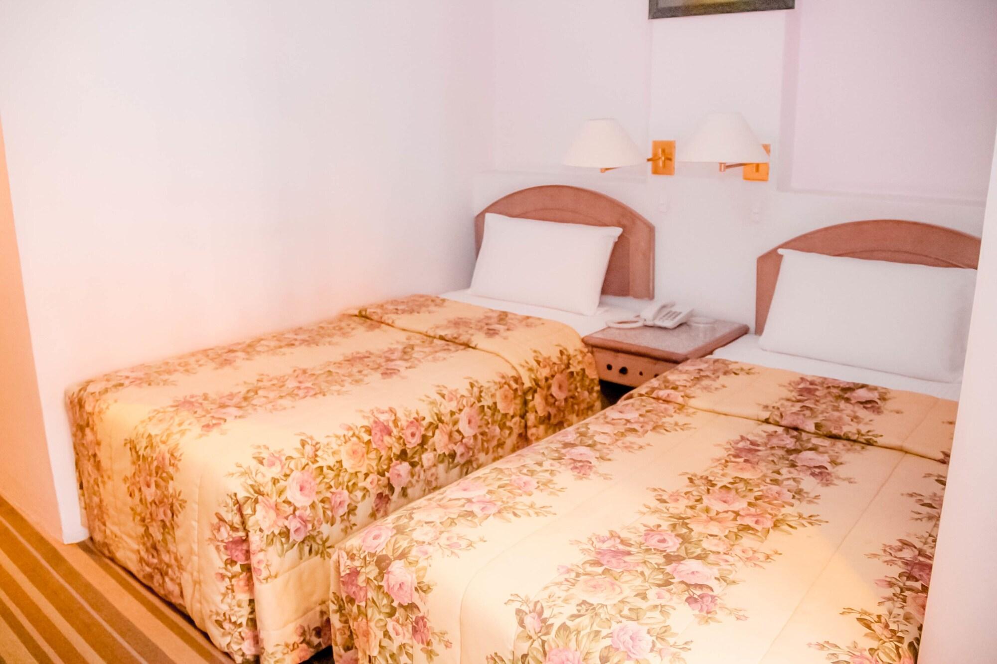 Rainbow Hotel 2*