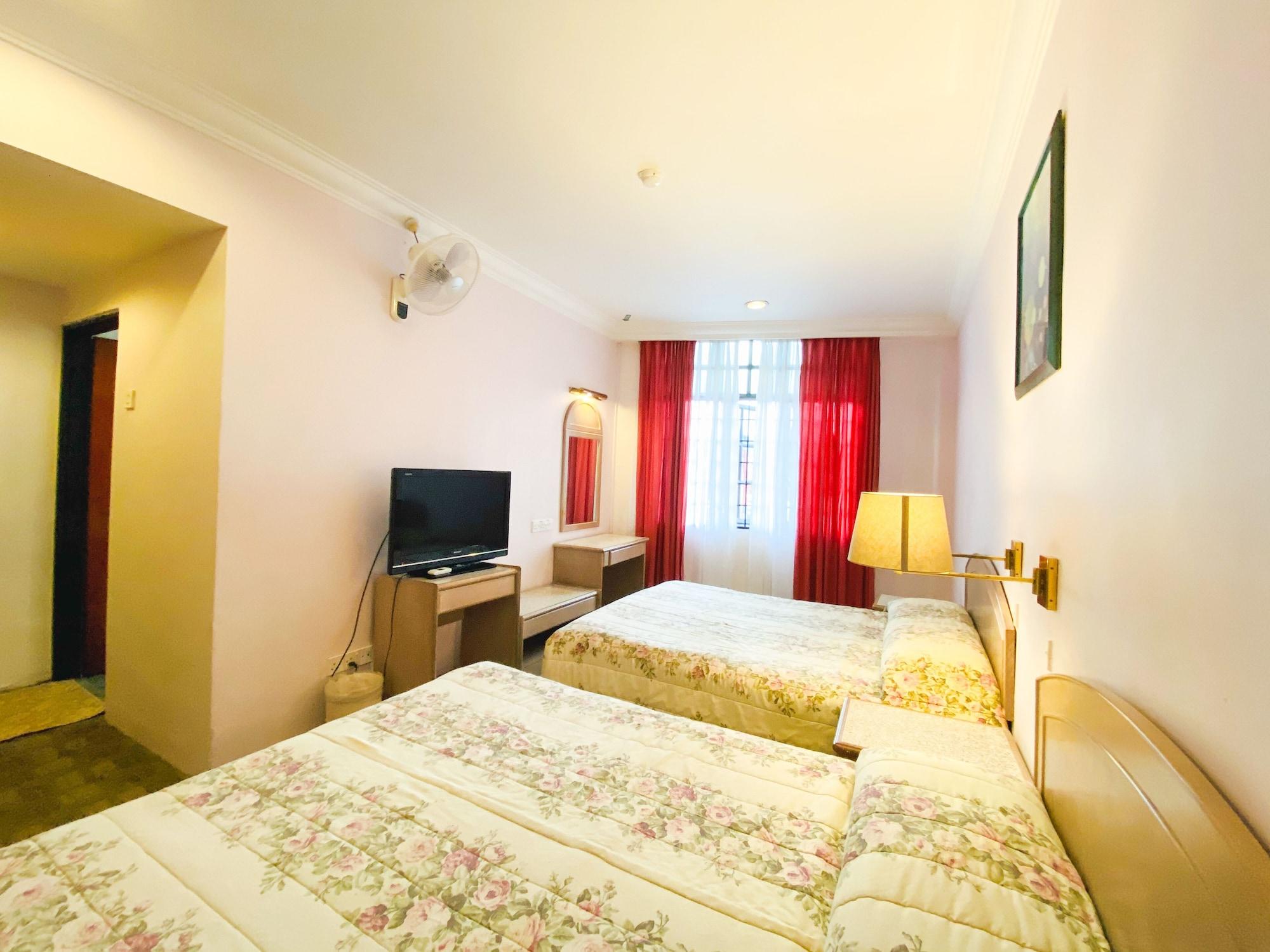 Rainbow Hotel 2*